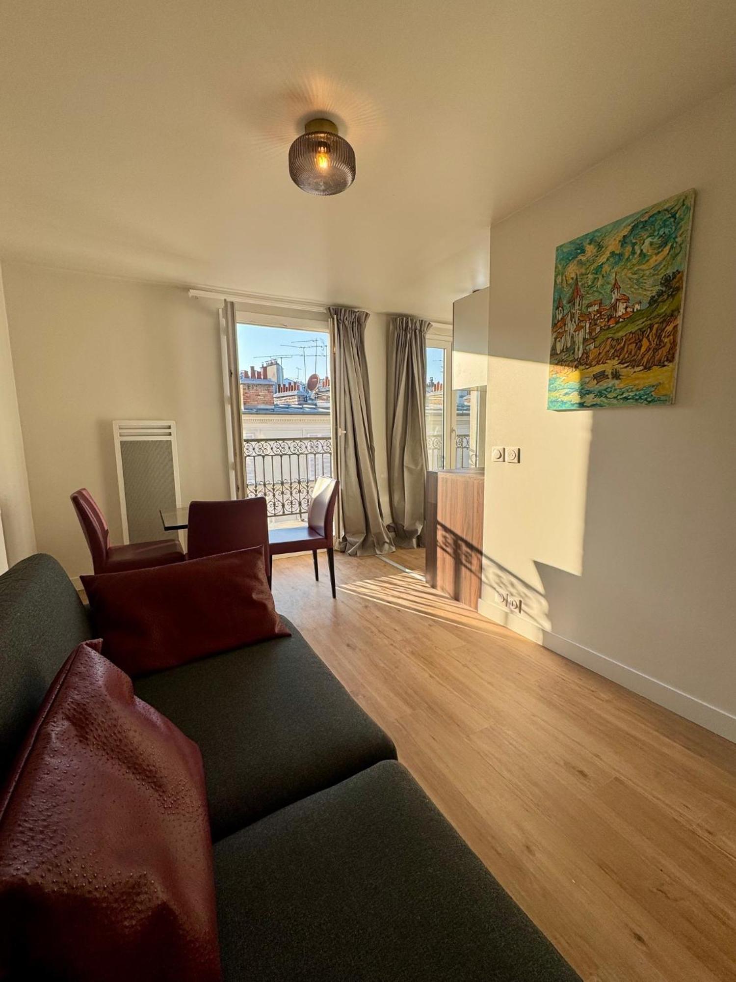 Aparthotel Montmartre - Nouvellement Renove 4*