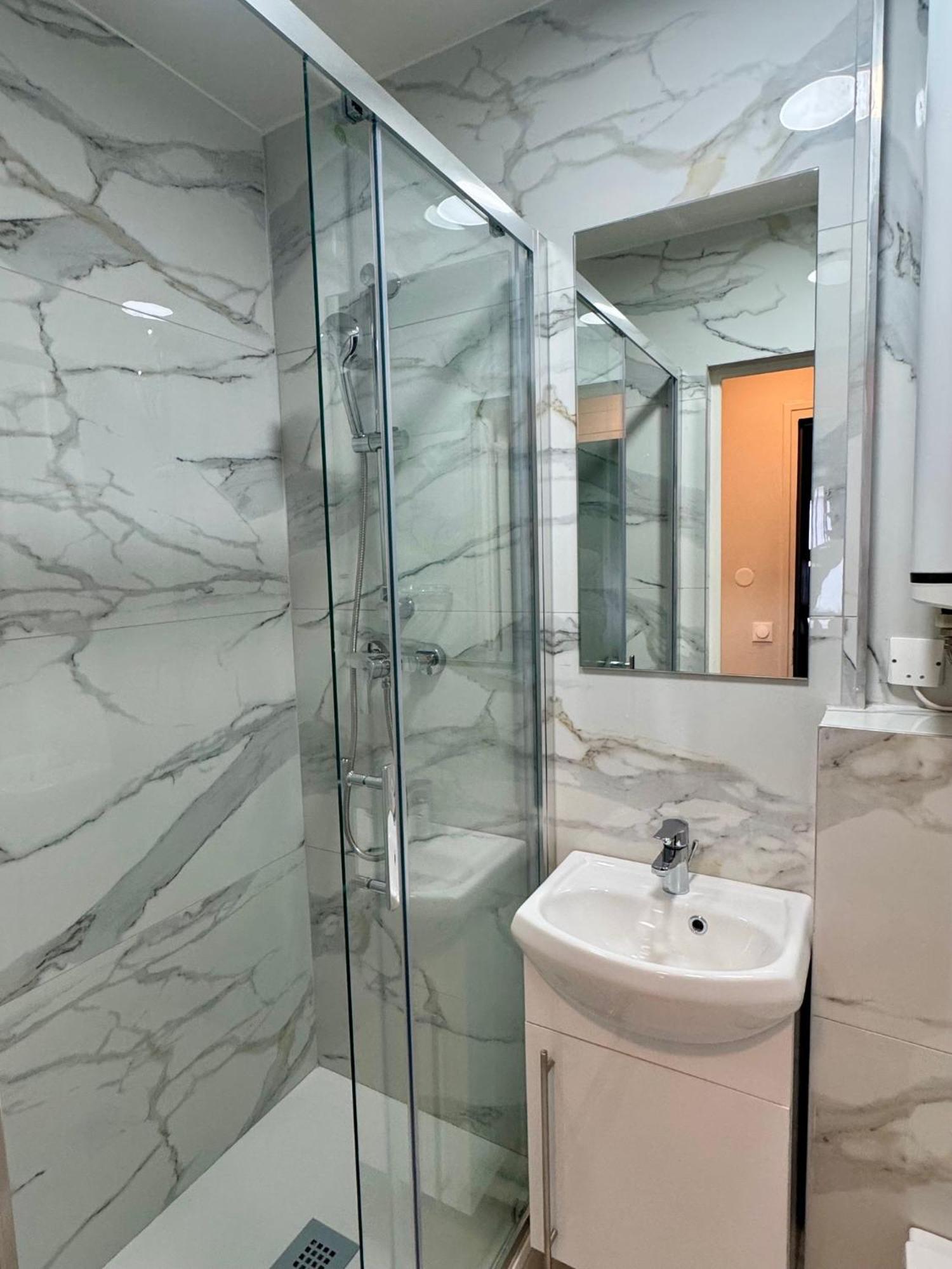 Montmartre - Nouvellement Renove Aparthotel 4*