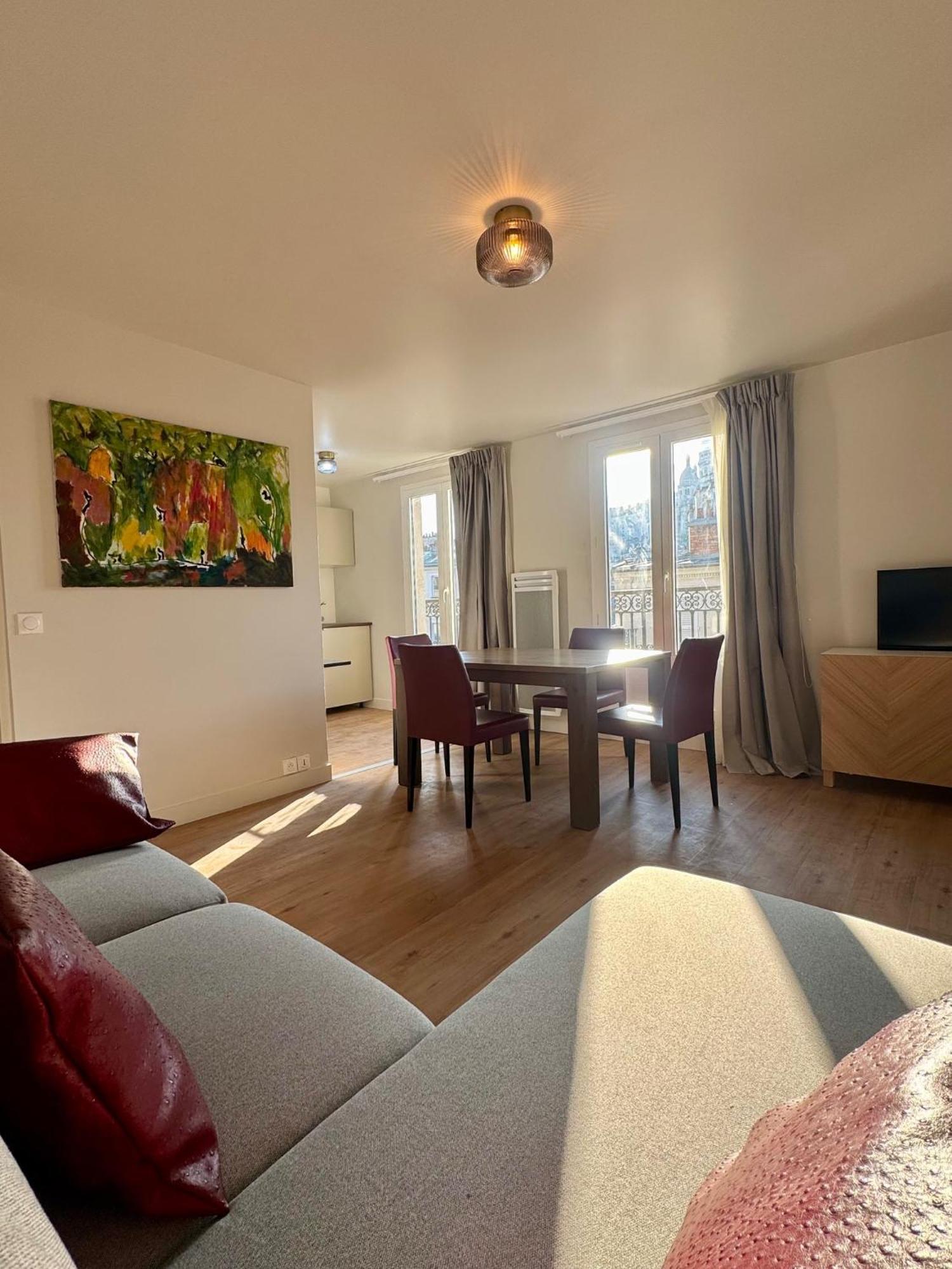 Montmartre - Nouvellement Renove Paris