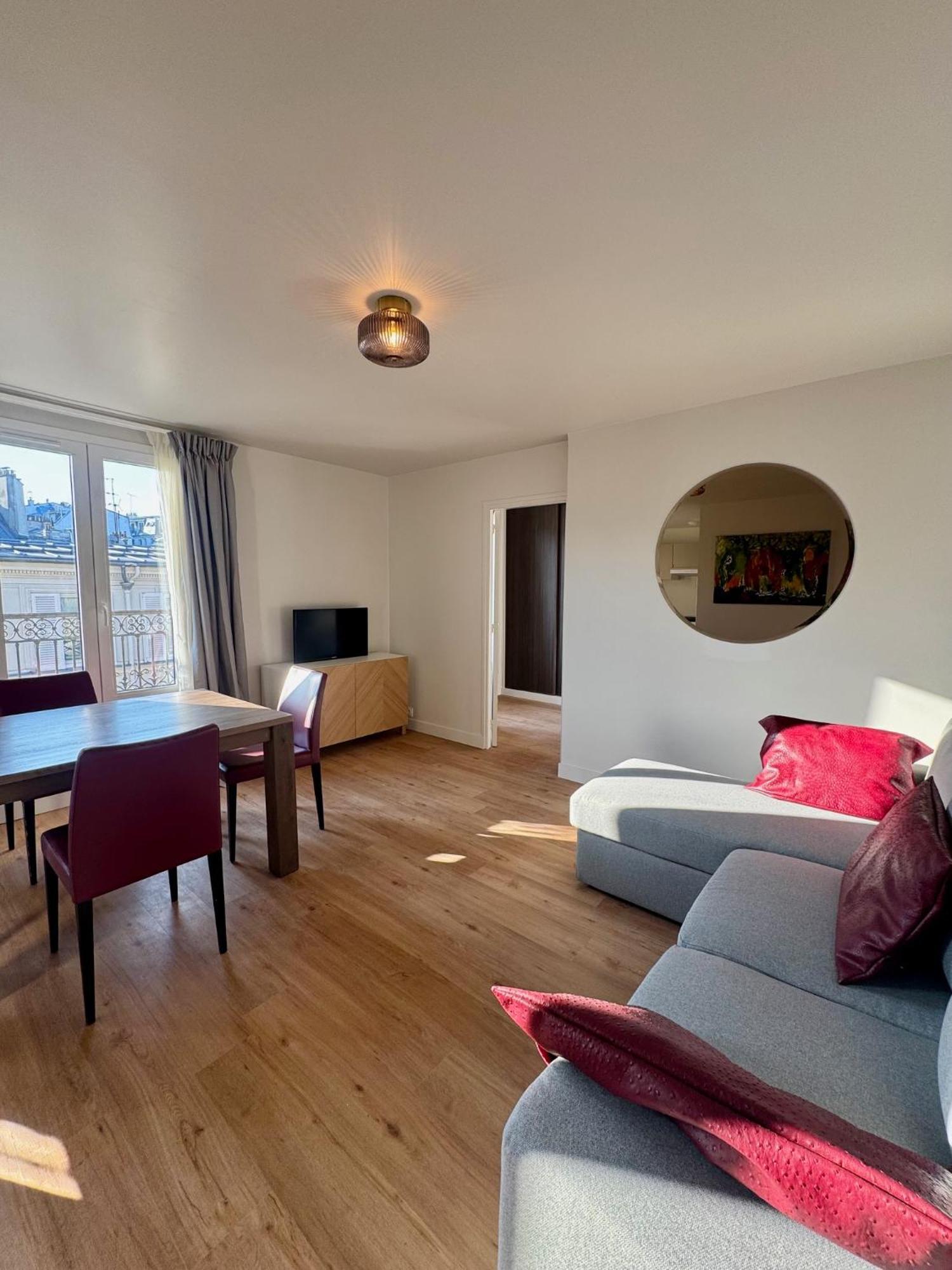 Montmartre - Nouvellement Renove Paris