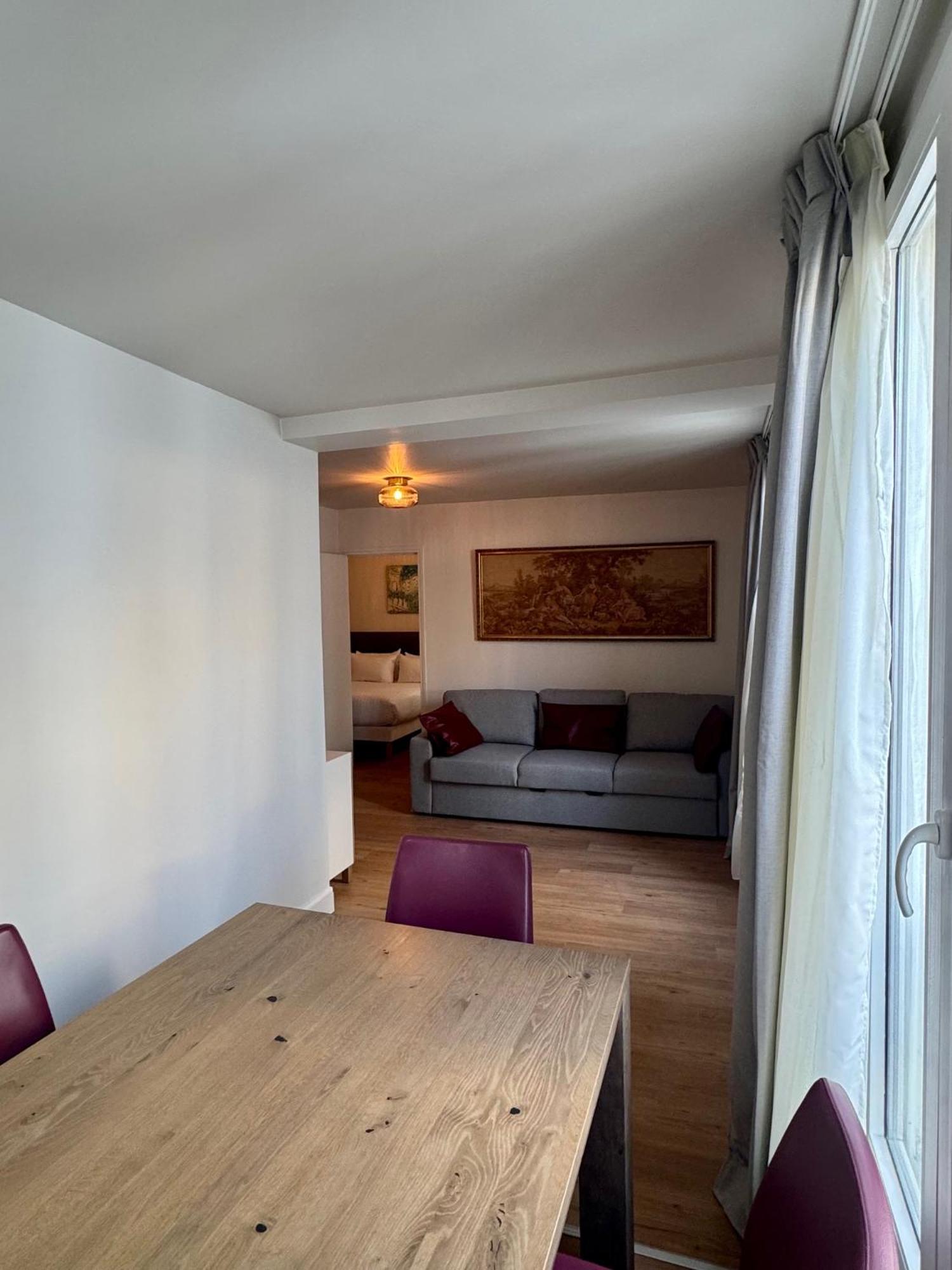 Montmartre - Nouvellement Renove