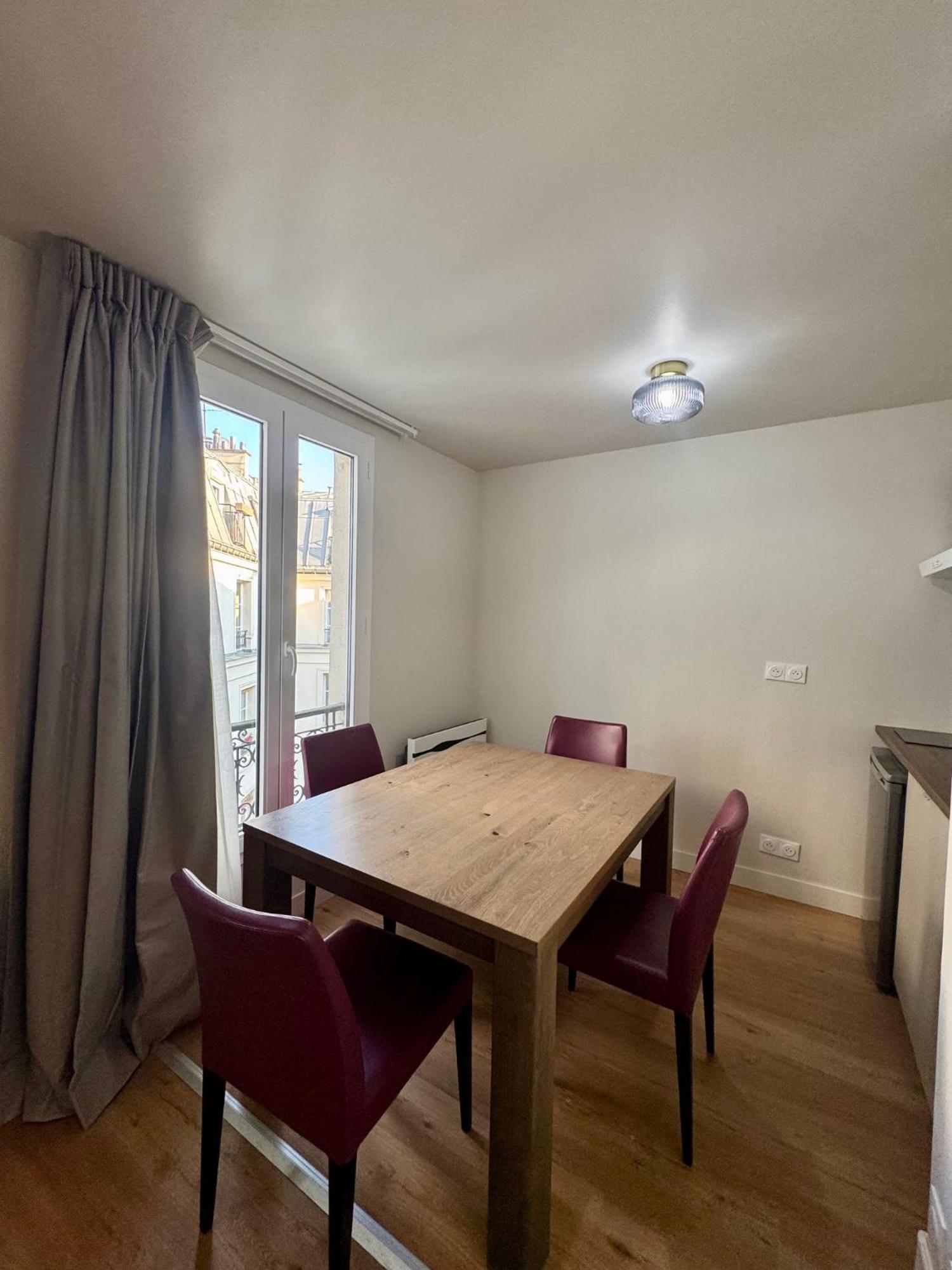 Montmartre - Nouvellement Renove 4*